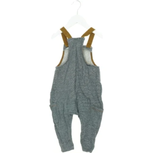 Buksedragt fra Zara (str. 92 cm)