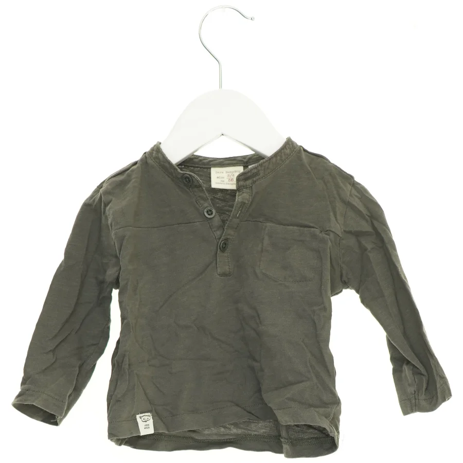 Bluse fra Zara (str. 68 cm)