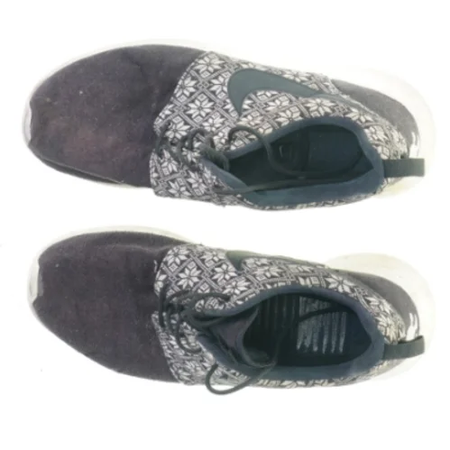 Træningssko fra Nike (str. 43)