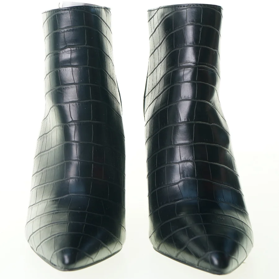 Støvler med hæl fra Just Fab (str. 39)