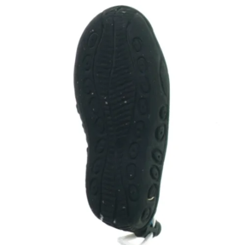 Bade-sko fra Free And Fun (str. 21)