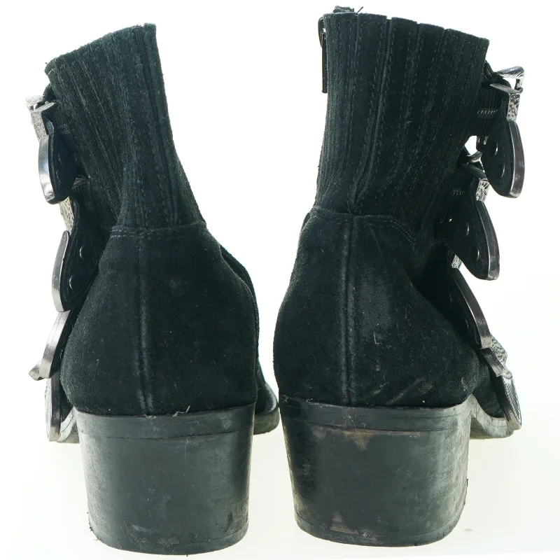 Støvler fra Pavement (str. 25 cm)