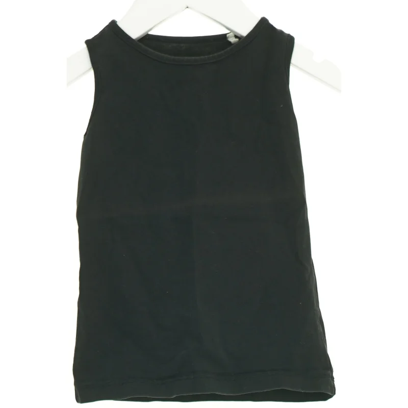 Undertrøje fra Steenholt (str. 104 cm)