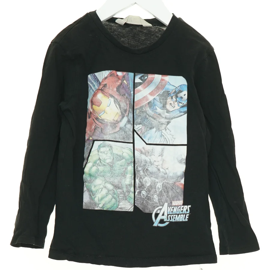 Langærmet t-shirt med Avengers fra H&M (str. 104 cm)