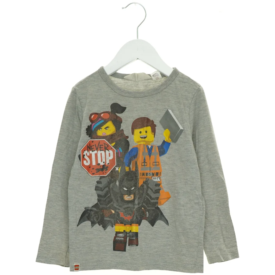 Langærmet t-shirt med LEGO motiv fra H&M (str. 116 cm)