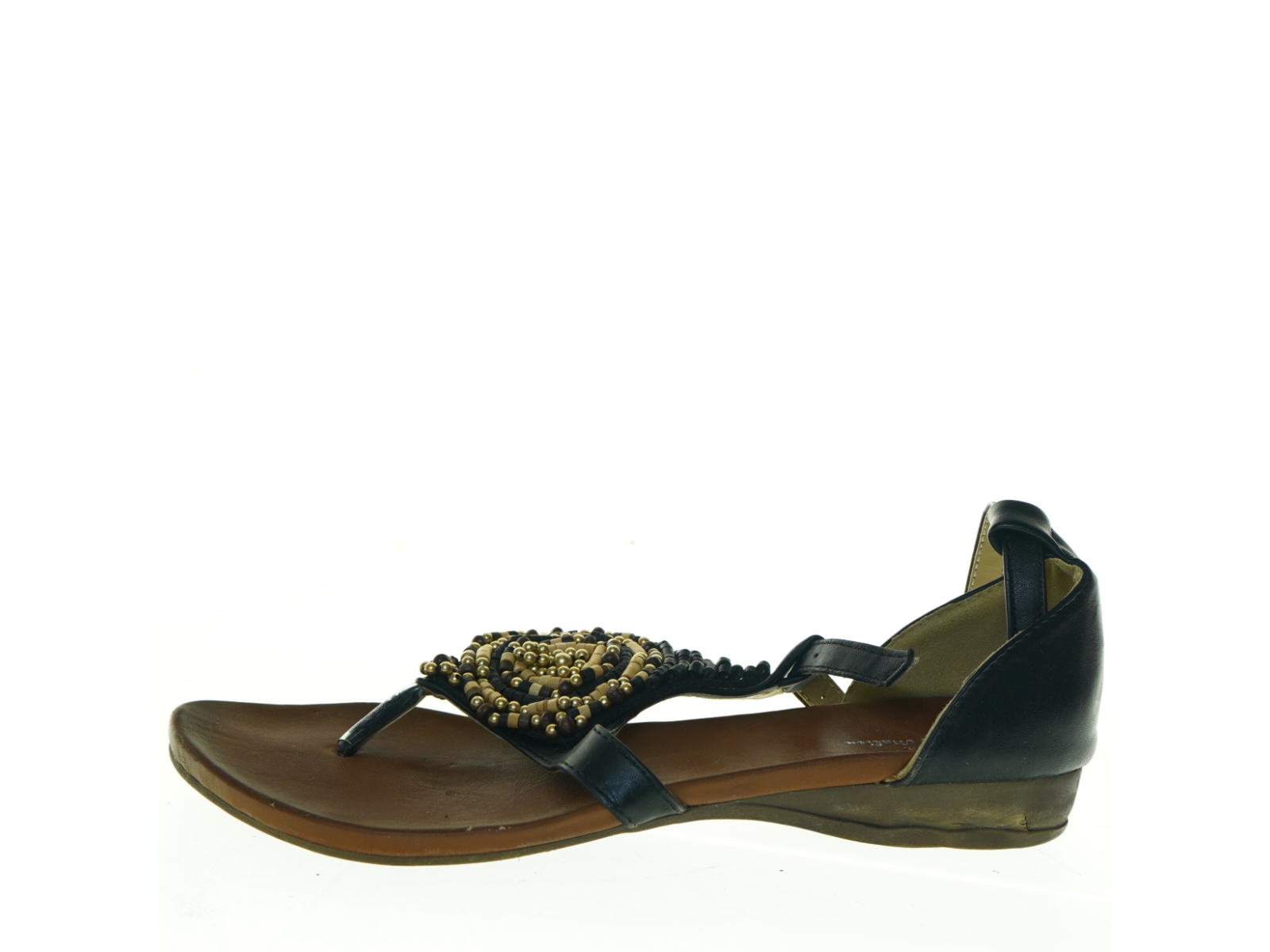 Sorte sandaler med perledetaljer (str. 39)