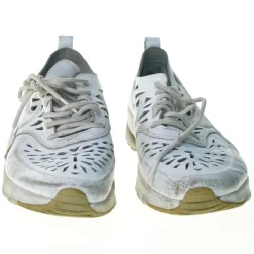 Sko fra Nike (str. 37,5)