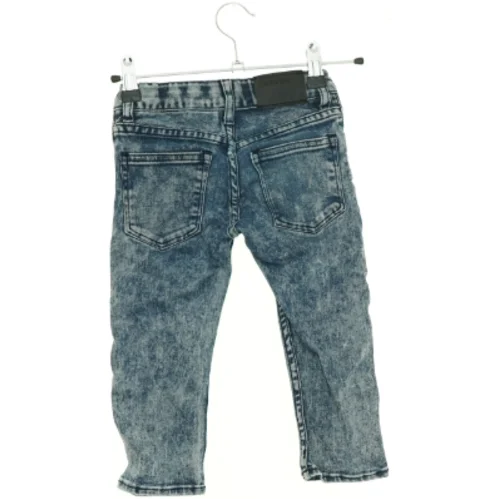 Jeans fra H&M (str. 92 cm)