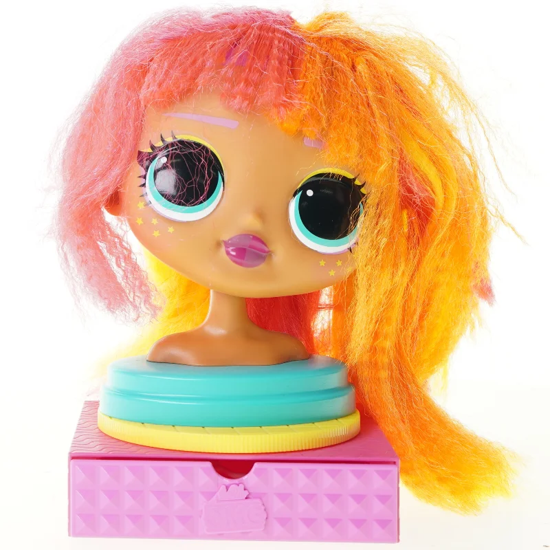 Dukkehoved til at sætte hår fra Omg Makeover LOL (str. 20 x 13 x 12 cm)