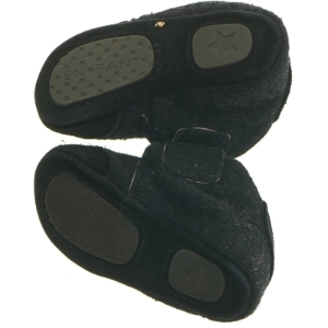 Hjemnesko, Brugte sorte En Fant hjemmesko fra En Fant (str. 26)