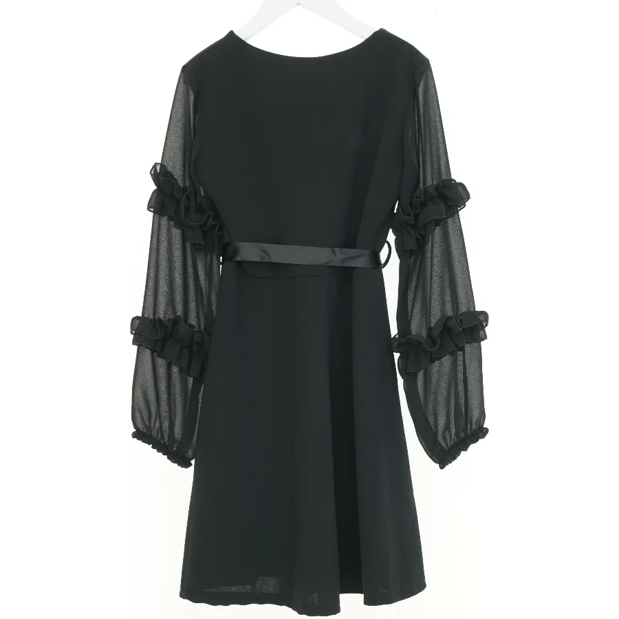 Kjole til fest  (str. 140-146 cm)