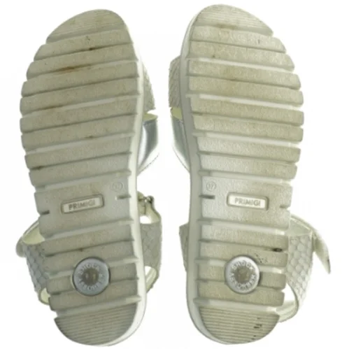 Sølvfarvede børnesandaler fra Primigi (str. 37)