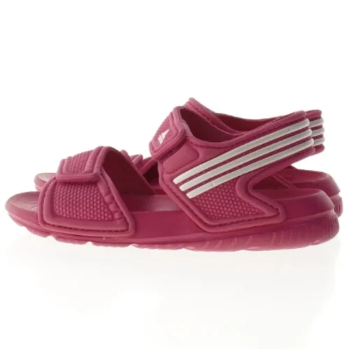 badesandaler fra Adidas (str. 25)