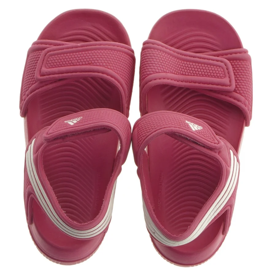 badesandaler fra Adidas (str. 25)