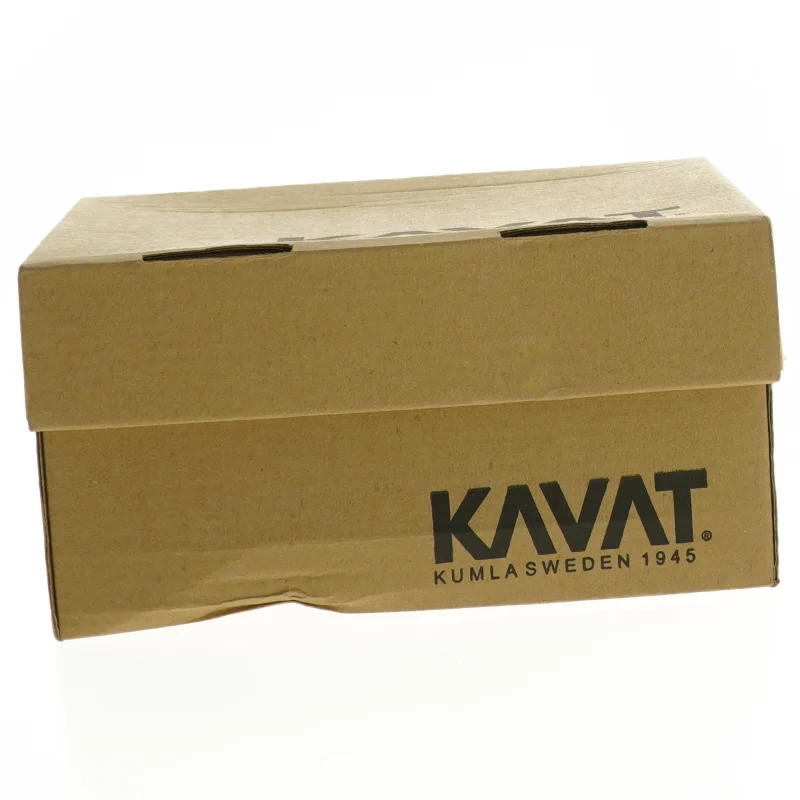 Sandaler i hvidt læder fra KAVAT (str. 22)