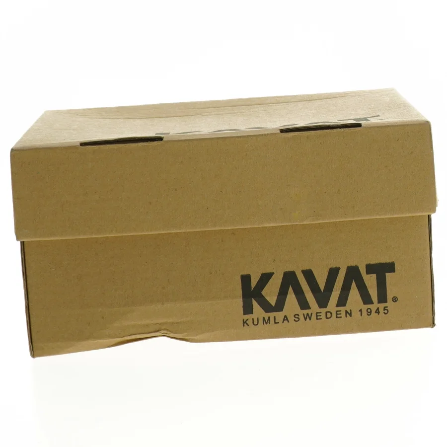 Sandaler i hvidt læder fra KAVAT (str. 22)