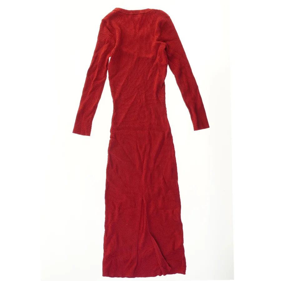 Langærmet kjole fra H&M (str. 146)