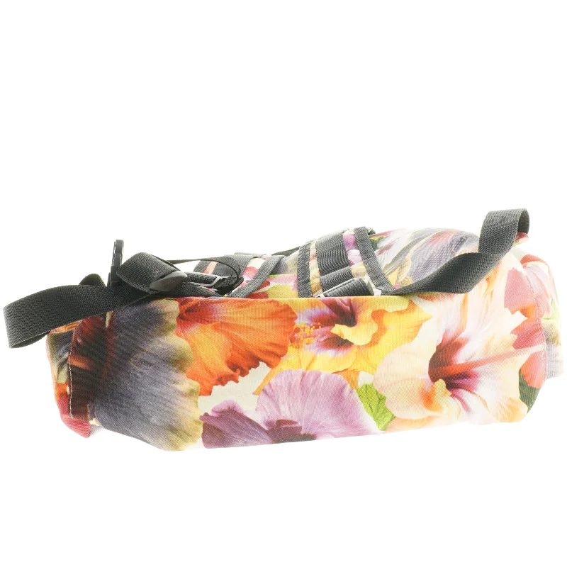 Blomstret rygsæk (str. 32 x 36 cm)