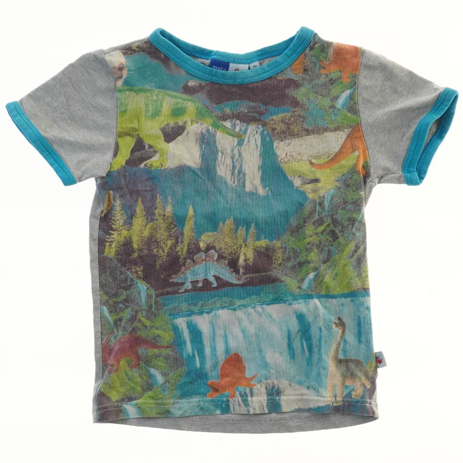 T-shirt med dinosaurmotiv fra Molo (str. 104)