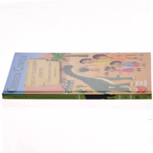 Treetop-tvillingernes eventyr af Cressida Cowell (Bog)