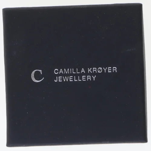 Unikke øreringe med tråd design fra Camilla Krøyer Jewellery (str. 60 mm)