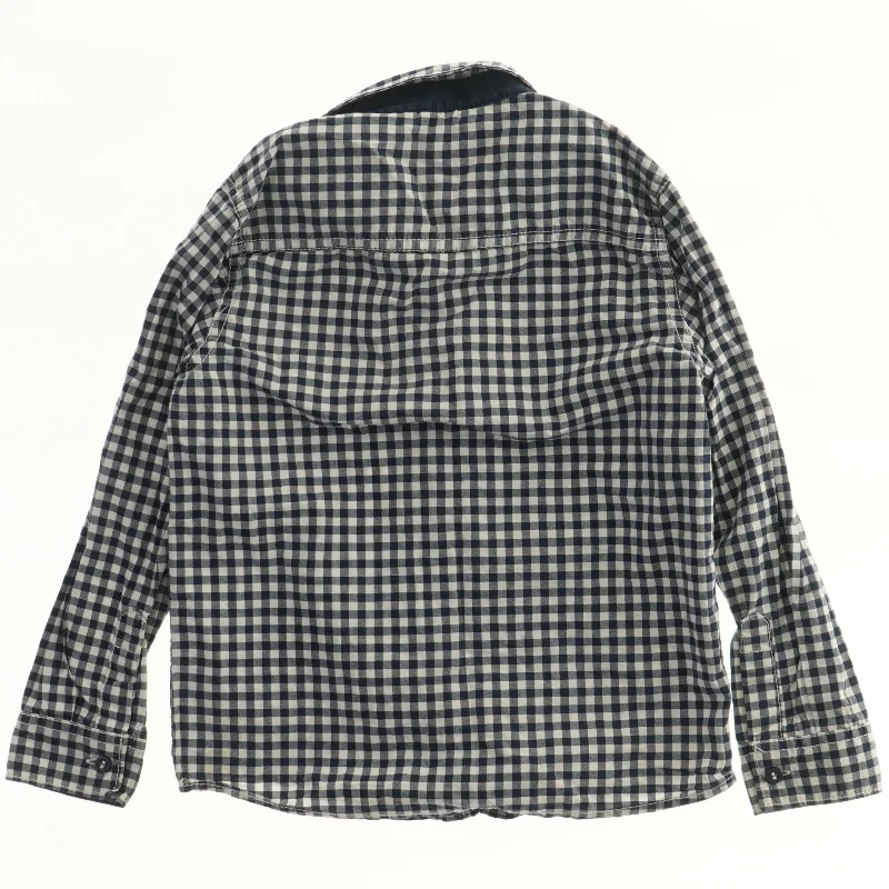 Skjorte med tern fra Next (str. 110)