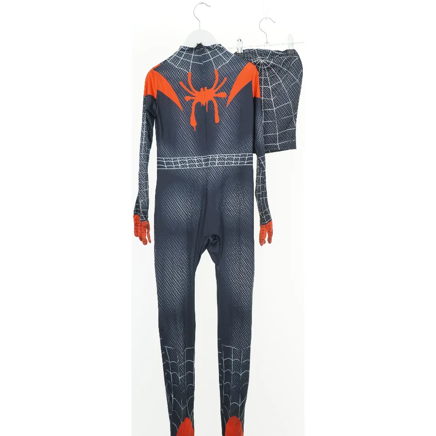 Udklædningsdragt (str. 134)