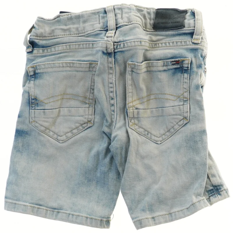 Tommy Hilfiger lyseblå denim shorts (str. 110)