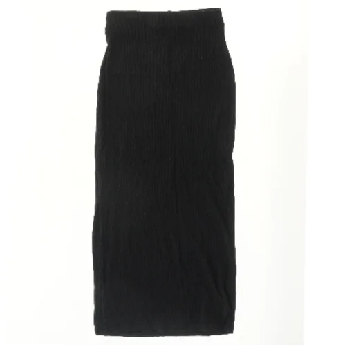 Lang sort nederdel fra Stradivarius (str. XS)