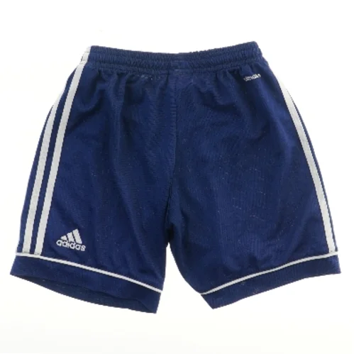 Sportsshorts med striber fra Adidas (str. 140)