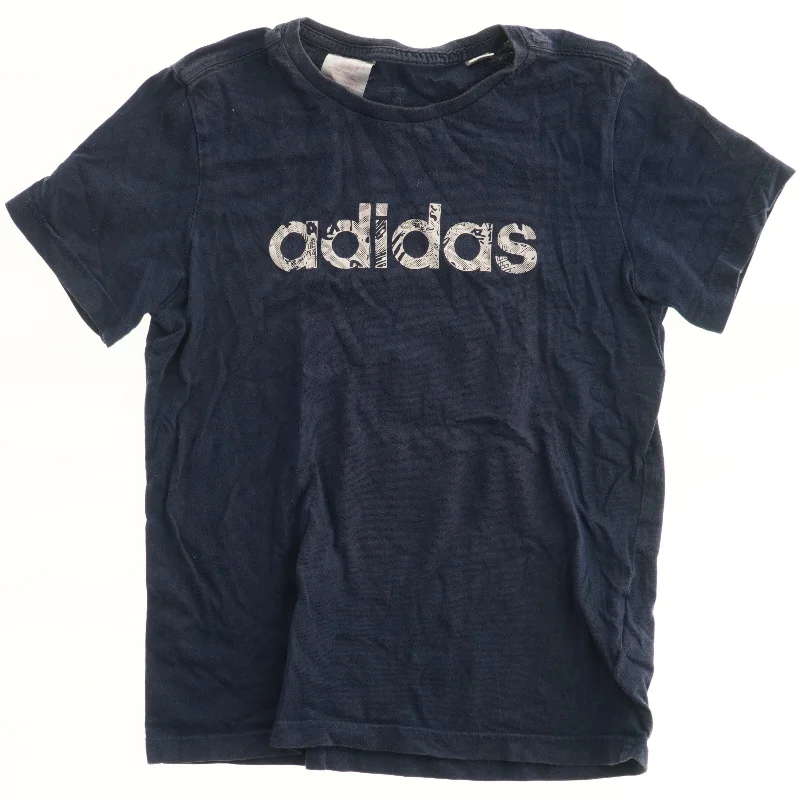 T-shirt med logo fra Adidas (str. 140)