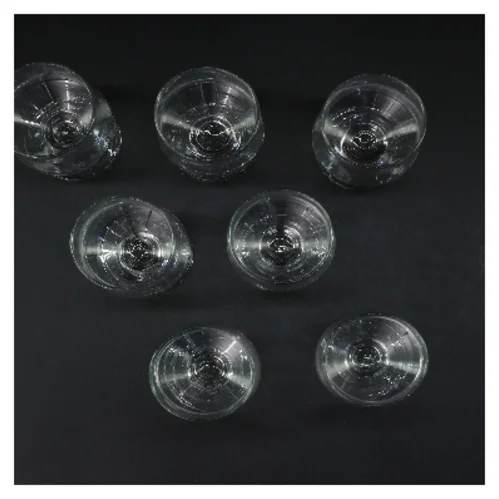 7 stk klare glas (str. 7 stk Ø 6,5 cm længde 13 cm)