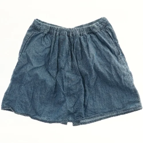 Denim nederdel med knapper fra H&M (str. 134)