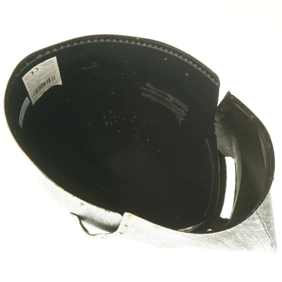Gammel ridderhjelm i plast (str. 25,5 cm)