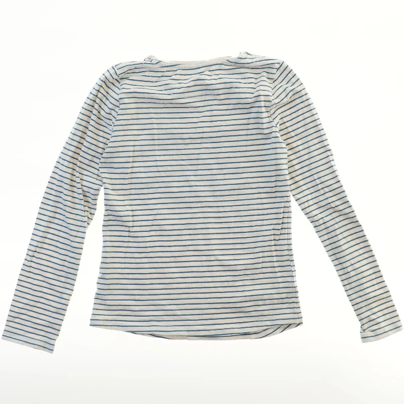 Langærmet stribet bluse med tekst fra John Lewis (str. 152)