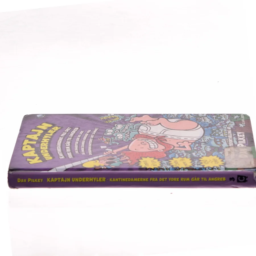 Kaptajn Underhyler - kantinedamerne fra det ydre rum går til angreb : (og bagefter gør de lige så onde zombienørder fra spisefrikvarteret det sammme) : den tredje heltefortælling af Dav Pilkey (Bog)
