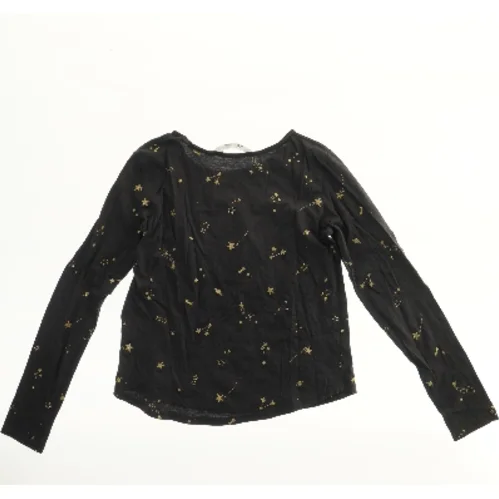 Langærmet bluse med stjerner fra H&M (str. 164)