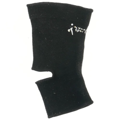 Sort sport knæbeskytter fra Matas (str. 27x16 cm)