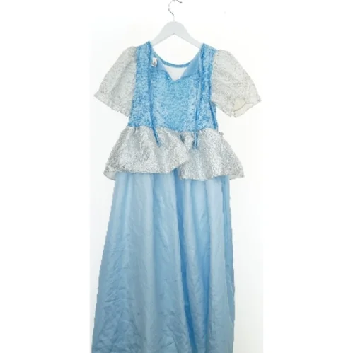 Prinsessekjole fra Disney (str. 140)