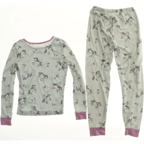 Enhjøring blødt Pyjamassæt meget blødt fra Xoxo (str. 140)