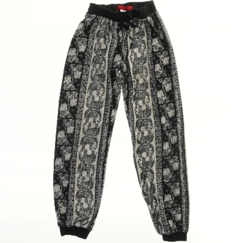 Bukser med elefantmønster (str. 140)