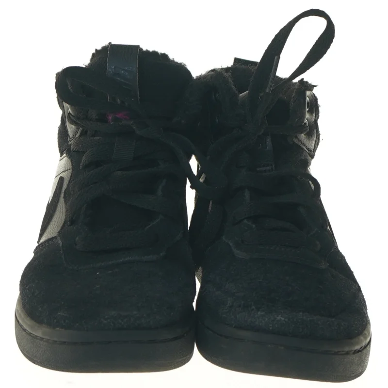 Nike sneakers til børn ( længde 22,5 cm)