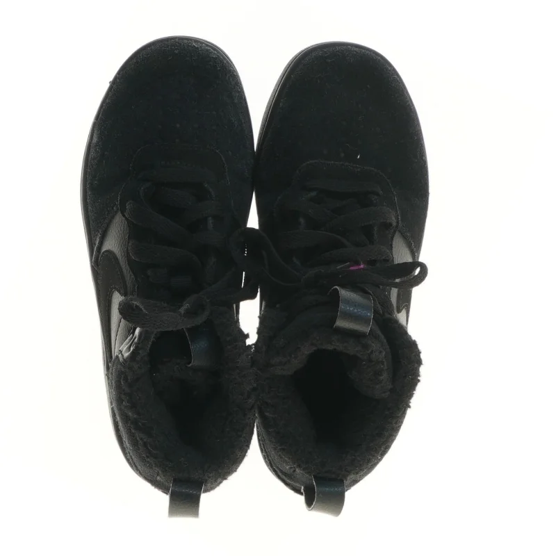 Nike sneakers til børn ( længde 22,5 cm)