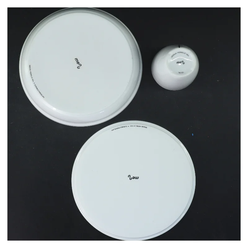 Børnesæt med 3 dele i porcelæn fra Menu (str. Ø 17,5 & 6,5 & 17,5 cm)