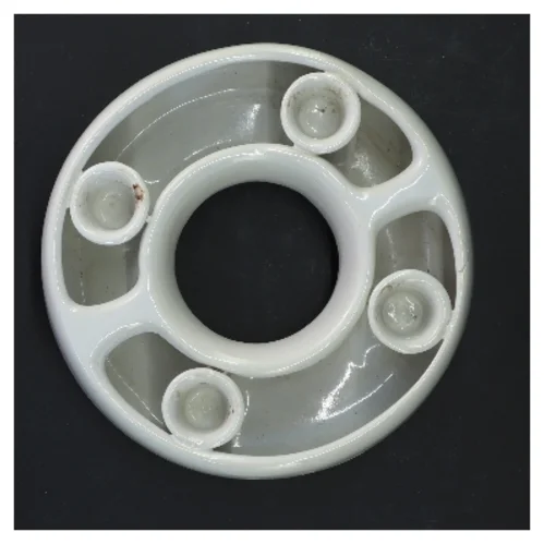 Rund lysestage med fire holdere (str. Ø 18 cm)