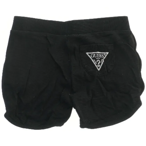 Guess Shorts med fine detaljer (str. 122)