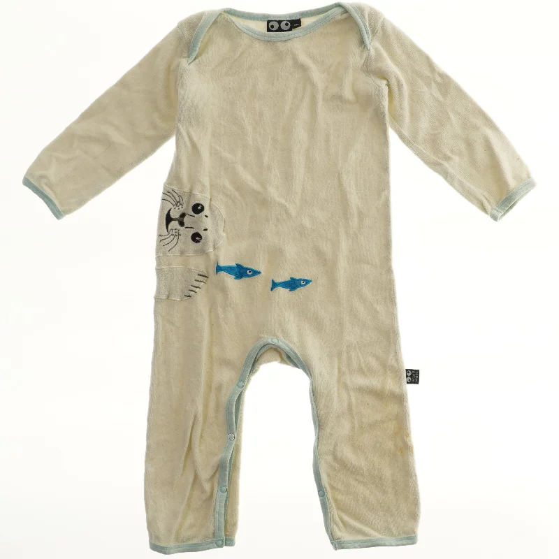 Ubang heldragt med sæl og fisk (str. 92)