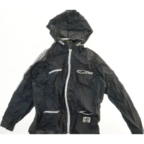 Sporty jakke med hætte fra Adidas (str.  60x70 cm)