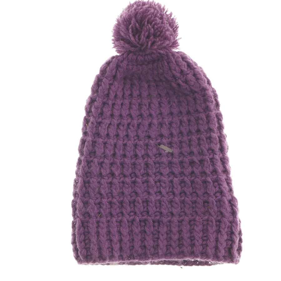 Strikket hue med kvast (str. 23x35 cm)