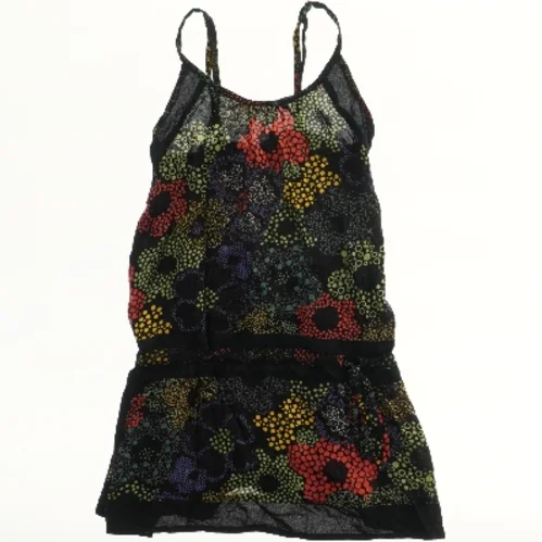 Blomstret kjole med stropper fra Oli (str. 128)